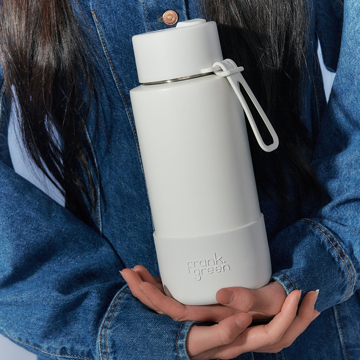34oz Bottle with Flip Straw Lid
